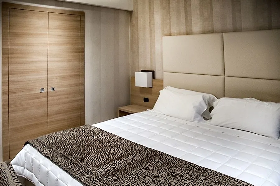 Hotel Continental Taormine 3*,