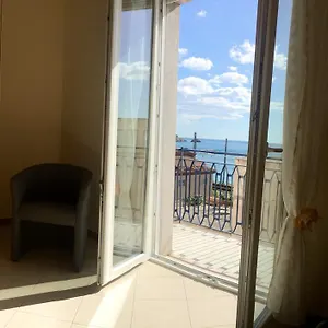 Holiday Rentals Taormina Taormine